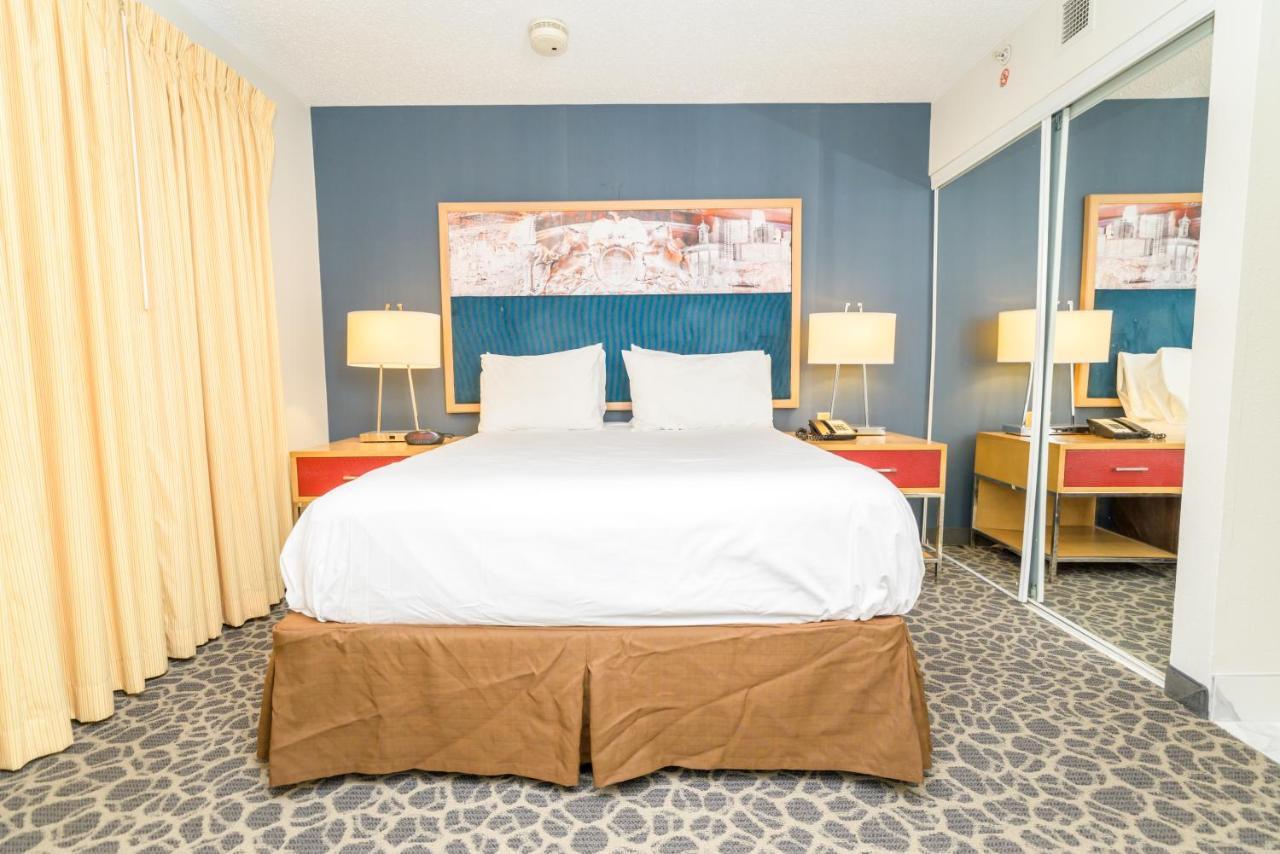 Philadelphia Suites At Airport - An Extended Stay Hotel Экстерьер фото